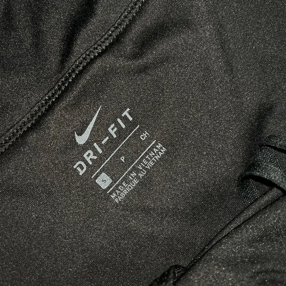 Nike - Print / Pattern Shorts - Picture 3 of 4